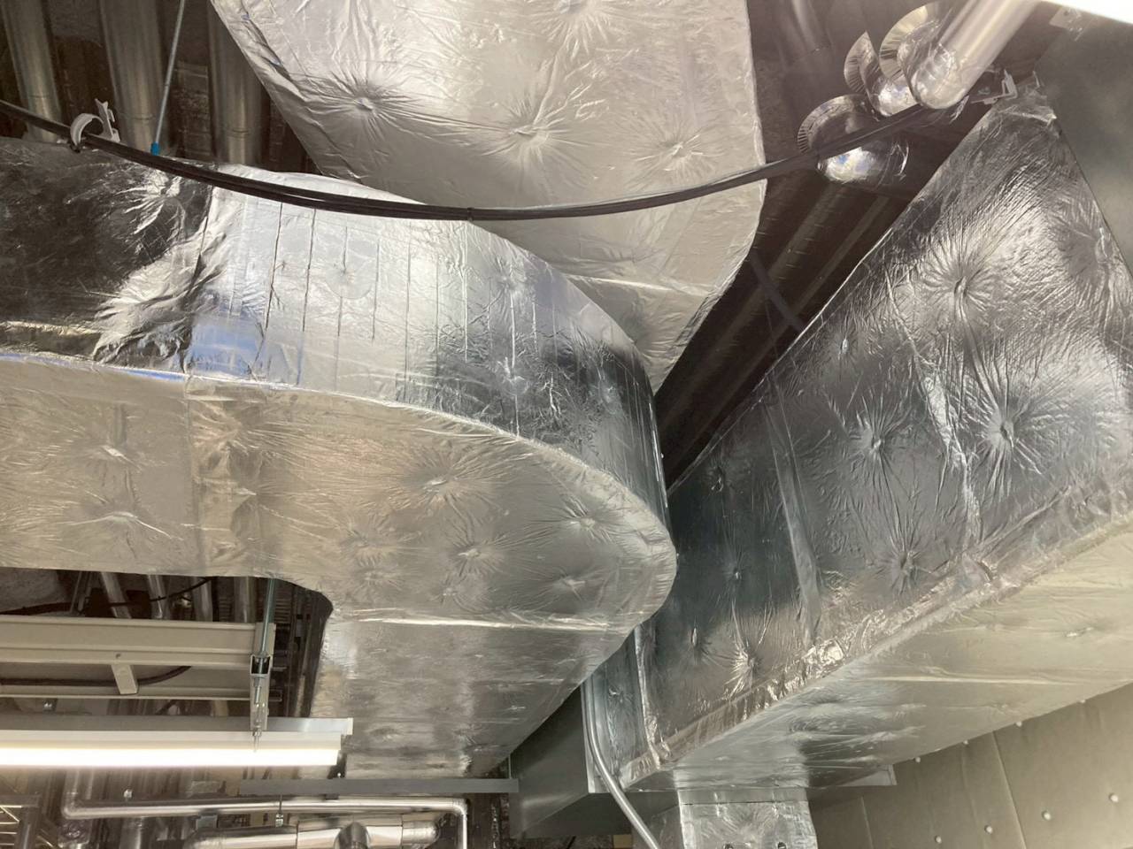 保温・板金工事